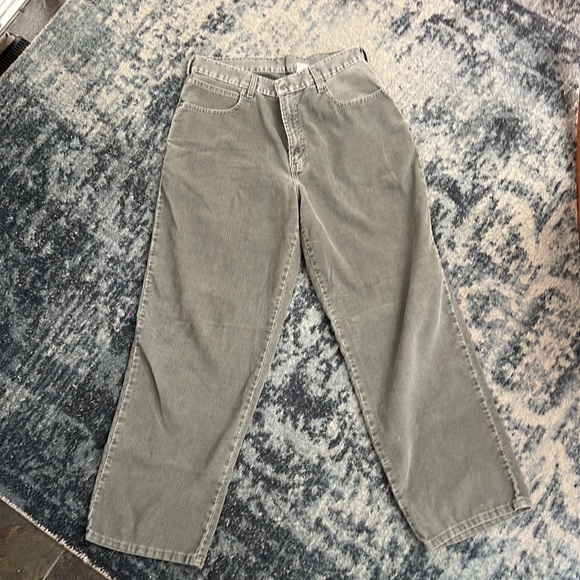 Vintage Levi’s Cords - Picture 2 of 4